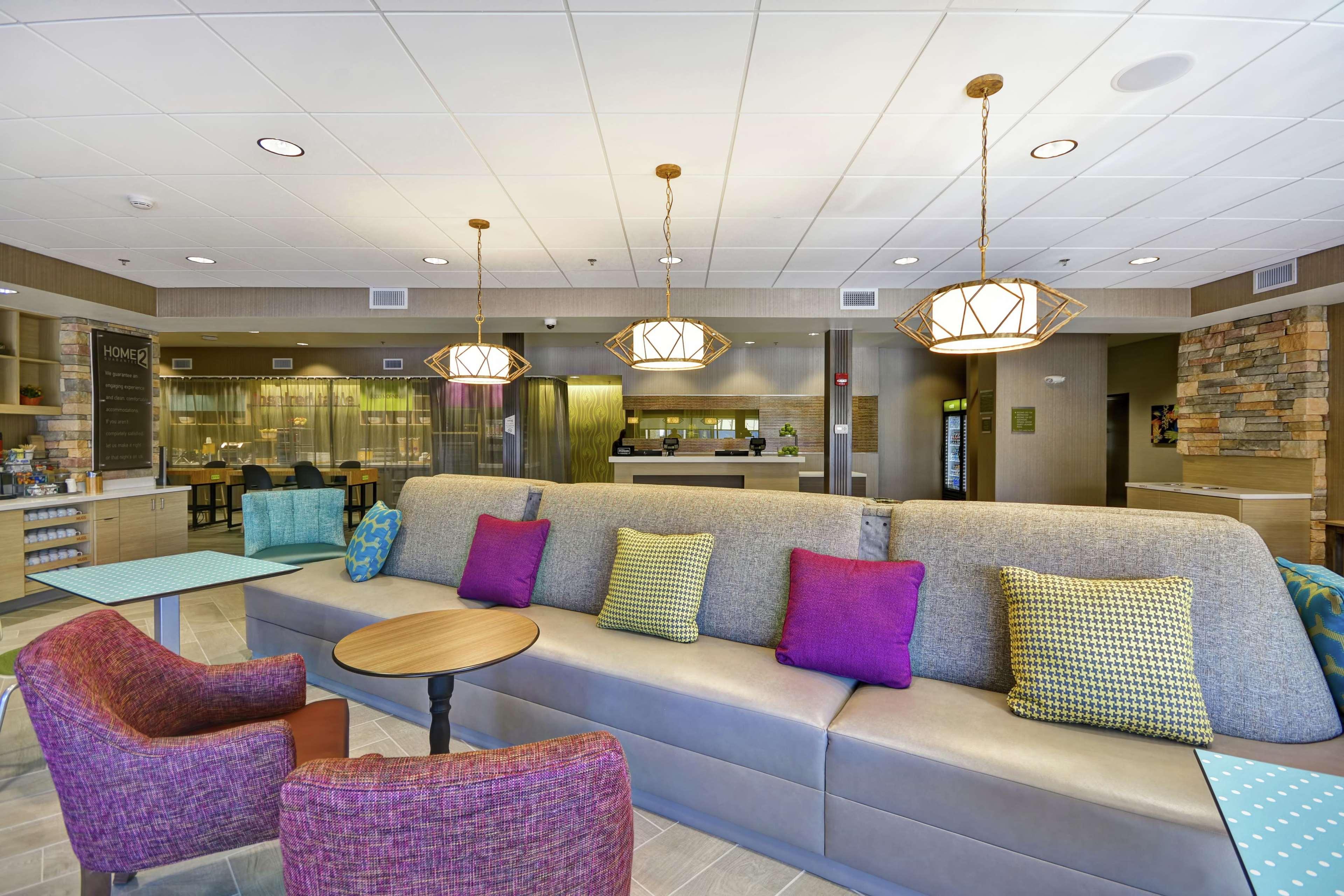 Home2 Suites By Hilton Carbondale Bagian luar foto
