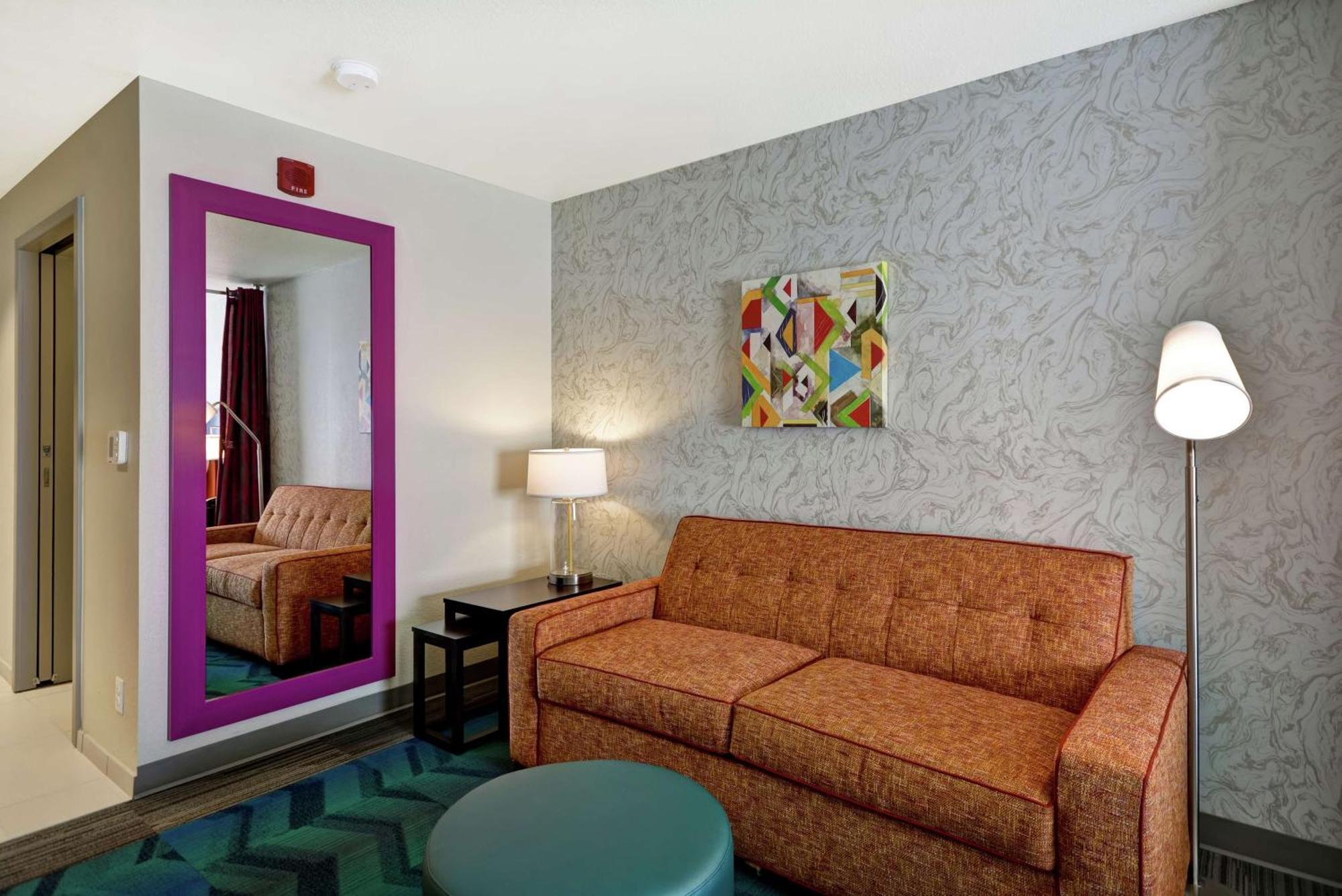 Home2 Suites By Hilton Carbondale Bagian luar foto