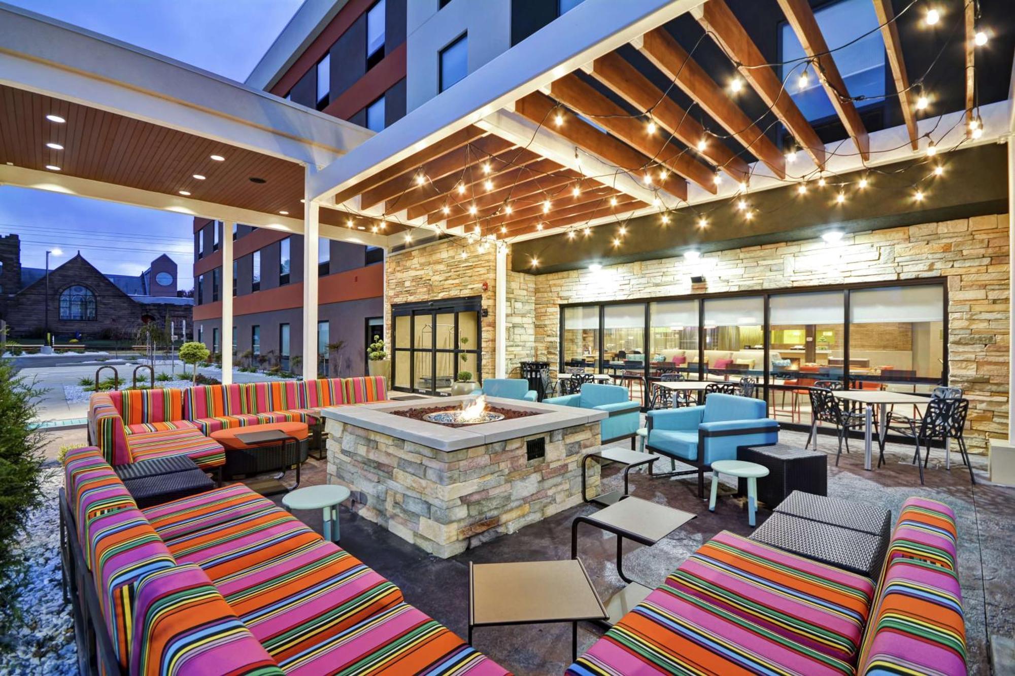 Home2 Suites By Hilton Carbondale Bagian luar foto